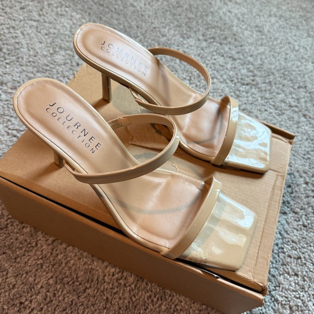 👠 Journee Collection Nude Patent Heels | Size 9.5